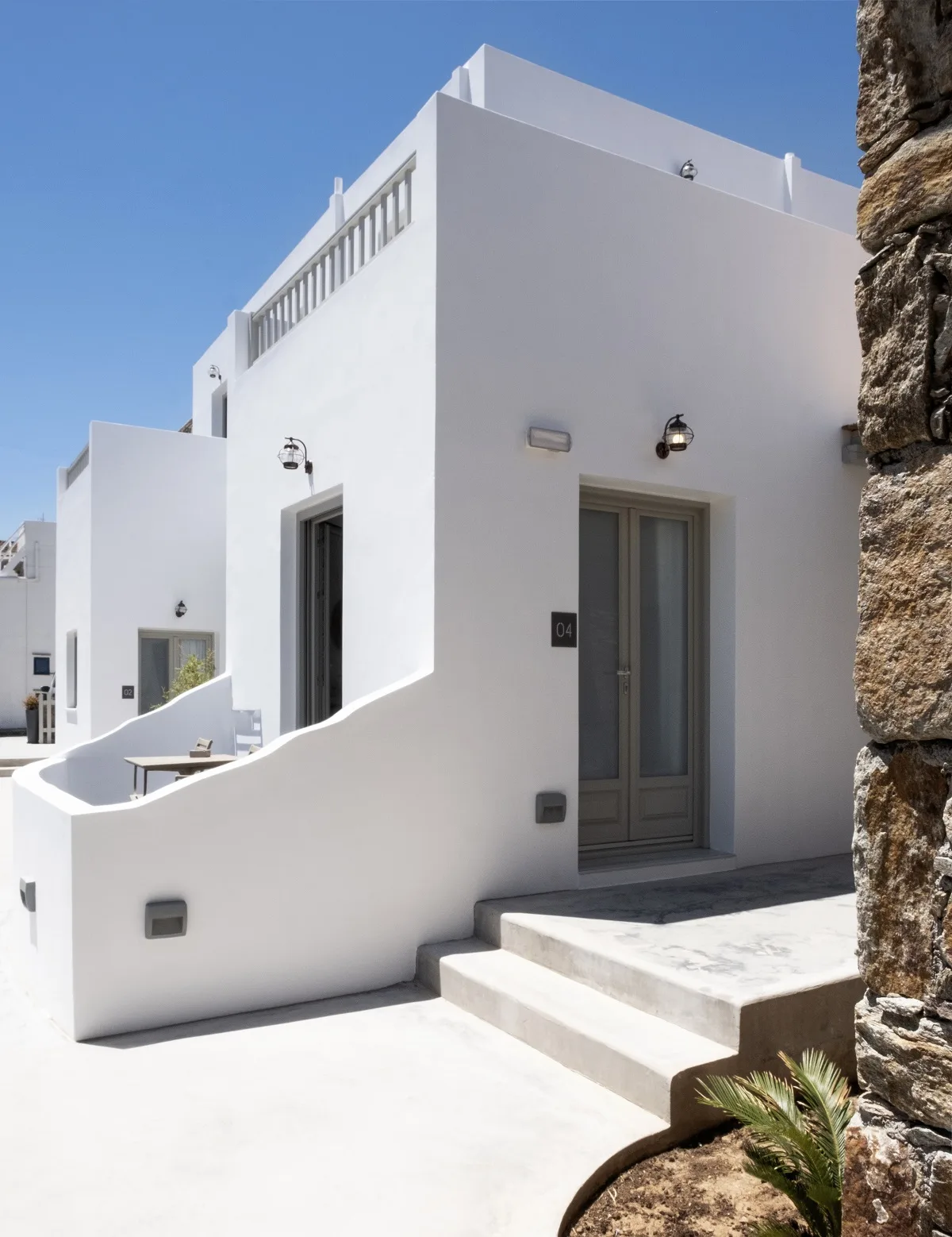 nautilus serifos outdoor photo