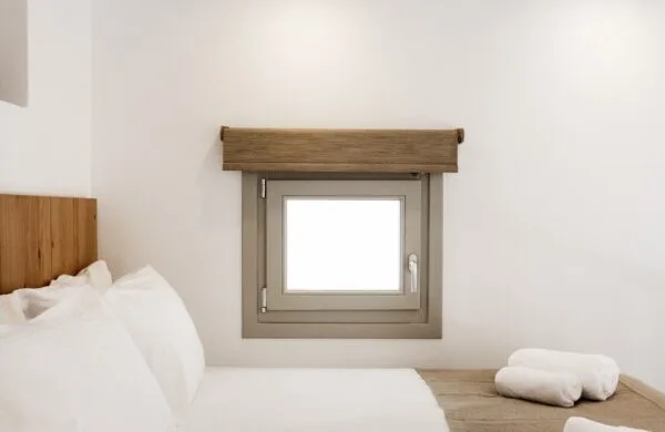 Junior Suite bed with window at side
