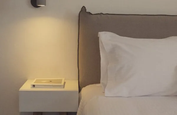 Deluxe Double nightstand
