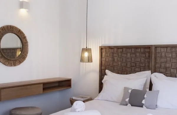 Deluxe Double bedroom