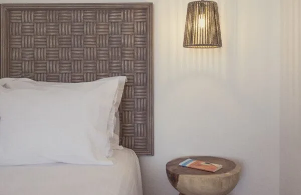 Deluxe Double nightstand