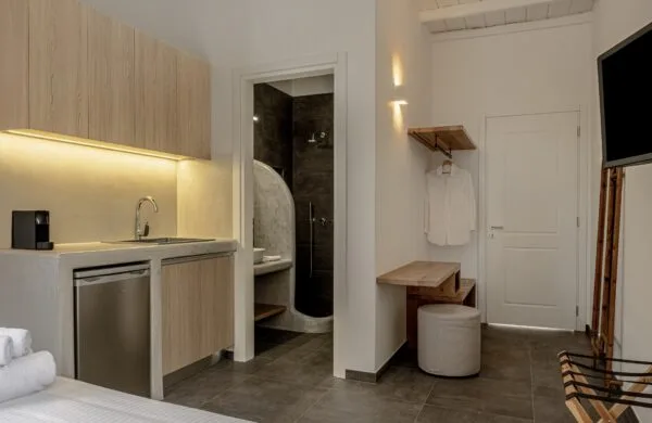 Standard Double room space