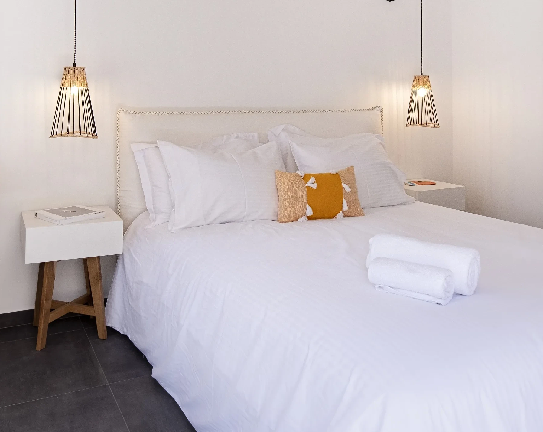 nautilus serifos economy room